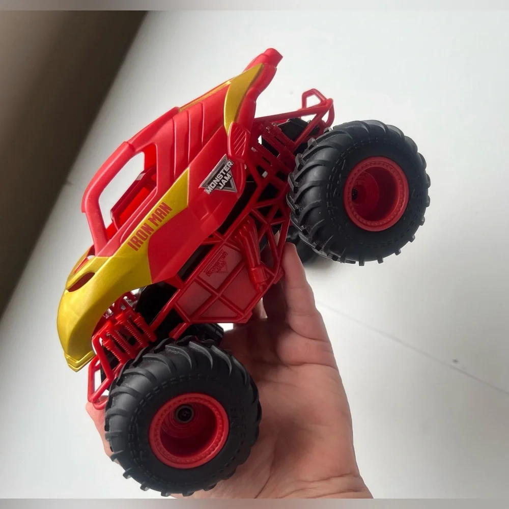 Monster Jam, Marvel Iron Man RC Monster Truck, 1:24 Scale, Kids Toys